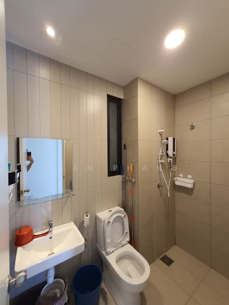 Service Residence for Sale at Kenwingston Avenue - Kean Phang - PropertyGuru.com.my
