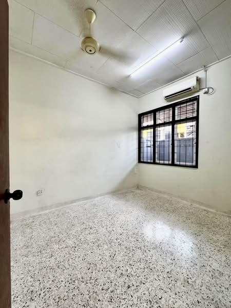 Terraced House for Sale in Taman Daya (Johor Bahru) - Janice . - PropertyGuru.com.my