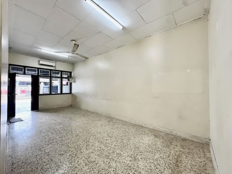 Terraced House for Sale in Taman Daya (Johor Bahru) - Janice . - PropertyGuru.com.my