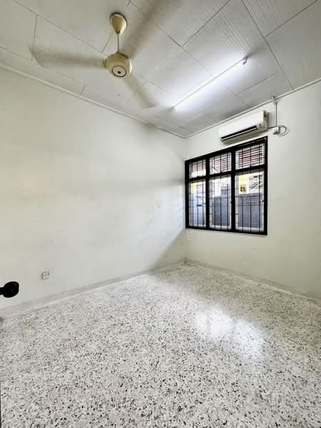 Terraced House for Sale in Taman Daya (Johor Bahru) - Janice . - PropertyGuru.com.my