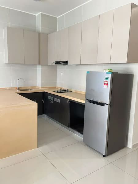 Kondominium untuk Dijual di Amberside @ Country Garden Danga Bay - Crystal Tan - Kitchen - PropertyGuru.com.my