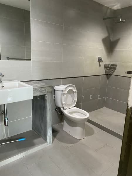 Rumah Teres 2-Tingkat untuk Dijual di Taman Cempaka (Ampang) - Debbie Yee - Bathroom - PropertyGuru.com.my
