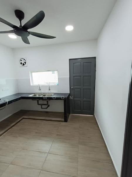 Rumah Teres 2-Tingkat untuk Dijual di Taman Belimbing Harmoni (Durian Tunggal) - Woon . - Kitchen - PropertyGuru.com.my