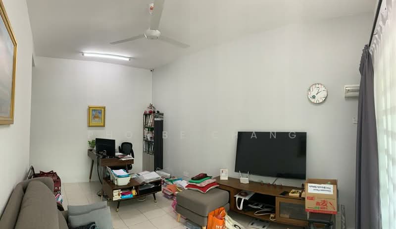 1-storey Terraced House for Sale in Ipoh (Perak) - Phoebe Chang - Living Room - PropertyGuru.com.my