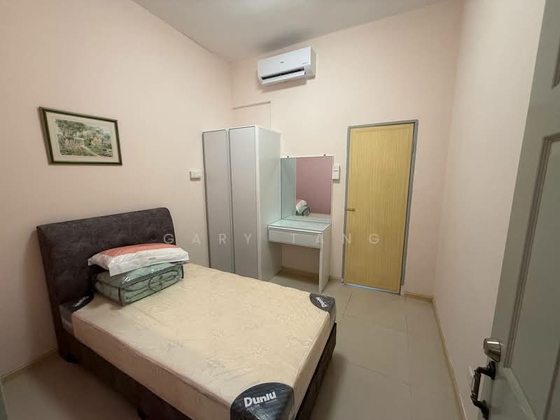 3-storey Terraced House for Sale in Tiger Lane (Ipoh) - Gary Tang - Bedroom - PropertyGuru.com.my