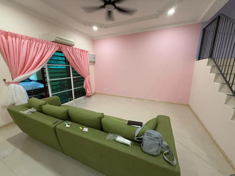 3-storey Terraced House for Sale in Tiger Lane (Ipoh) - Gary Tang - Living Room - PropertyGuru.com.my