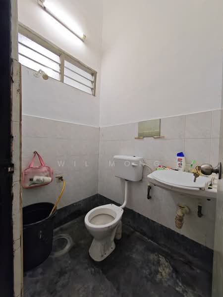 Terraced House for Sale in Johor Bahru (Johor) - Wil Mong - Bathroom - PropertyGuru.com.my