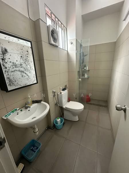 2-storey Terraced House for Sale in Rawang (Selangor) - Andy Yap - Bathroom - PropertyGuru.com.my