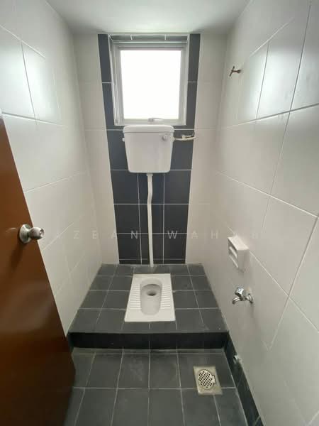 Kedai untuk Disewa di Bangi (Selangor) - Azean Wahab - Bathroom - PropertyGuru.com.my