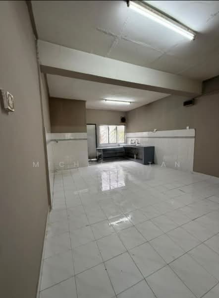 1-storey Terraced House for Sale in Taman Impian Ehsan (Balakong) - Michelle Tan - Kitchen - PropertyGuru.com.my