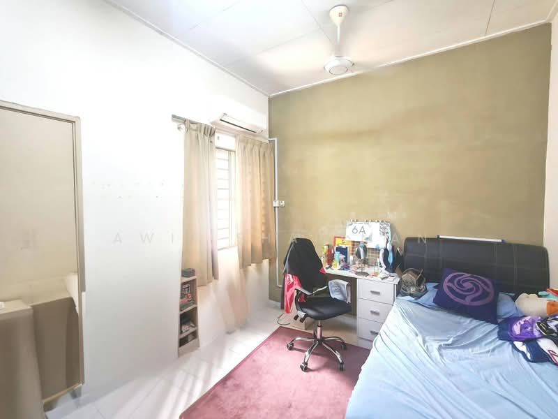 2-storey Terraced House for Sale in Alam Suria (Puncak Alam) - Awie Shariman - Bedroom - PropertyGuru.com.my