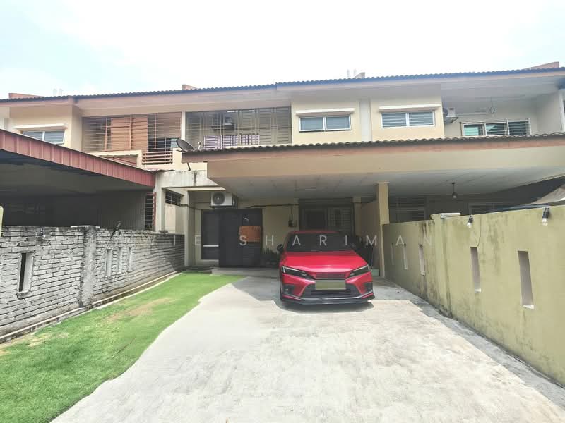 2-storey Terraced House for Sale in Alam Suria (Puncak Alam) - Awie Shariman - Exterior - PropertyGuru.com.my