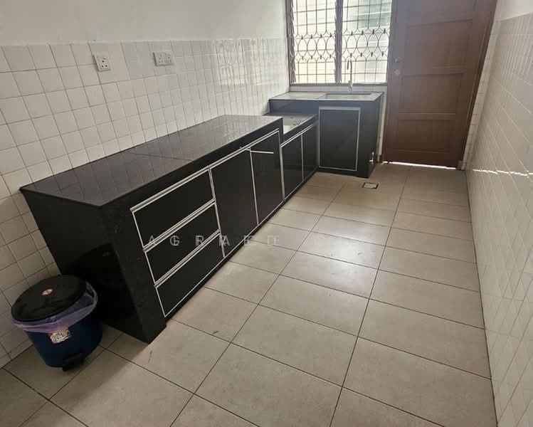 Rumah Teres 1 Tingkat untuk Disewa di Johor Bahru (Johor) - Alfred Yap - Kitchen - PropertyGuru.com.my
