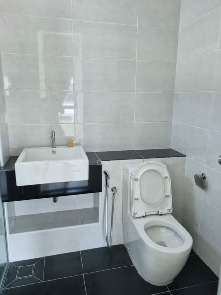 Terraced House for Rent in Bandar Cassia (Batu Kawan) - Wilson Goh - Bathroom - PropertyGuru.com.my