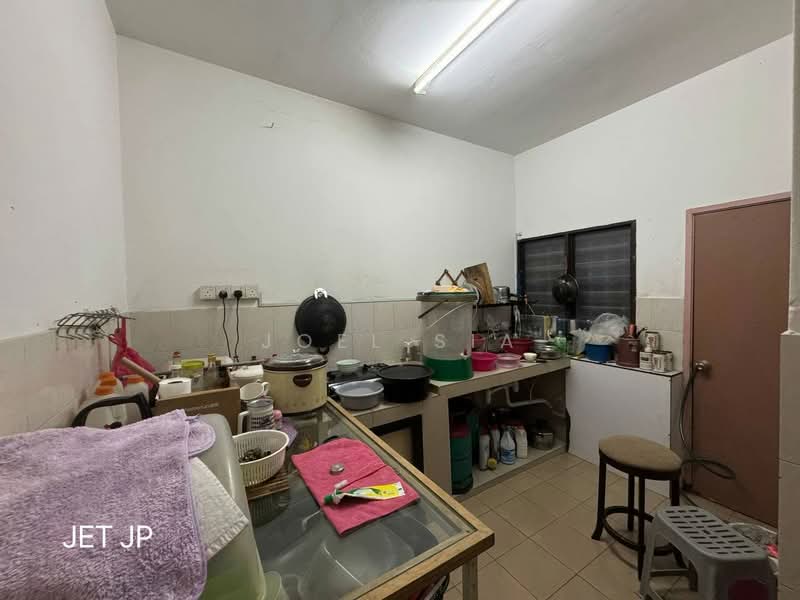 2-storey Terraced House for Sale in Klang (Selangor) - Joel Sia - Kitchen - PropertyGuru.com.my