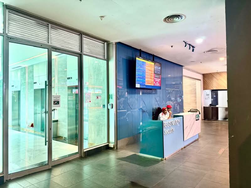 Office for Rent in SS15 (Subang Jaya) - Dennix Chin - Entrance - PropertyGuru.com.my