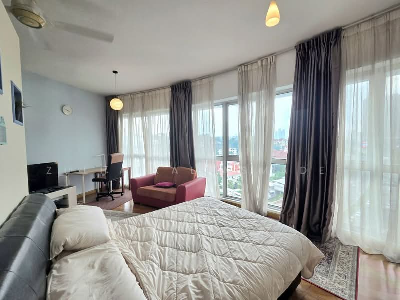 Servis Apartment untuk Dijual di Regalia Residence - Zulhaikal Asmadee - Bedroom - PropertyGuru.com.my