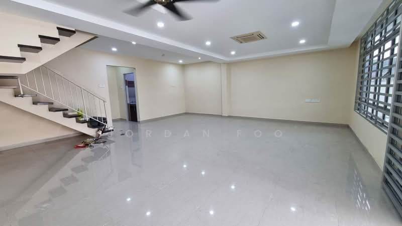 Shop / Office for Rent in Bayan Lepas (Penang) - Jordan Foo - Living Room - PropertyGuru.com.my
