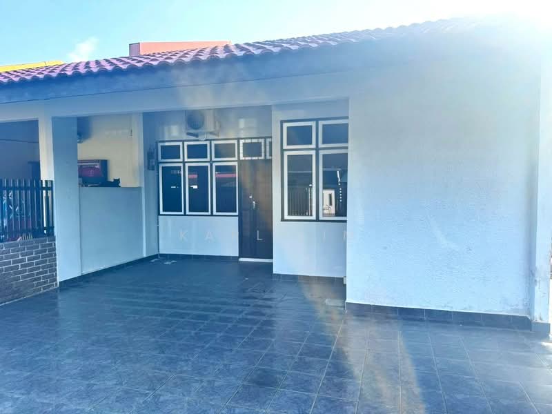 Rumah Teres 1 Tingkat untuk Dijual di Taman Daya (Johor Bahru) - Karl Lim - Exterior - PropertyGuru.com.my