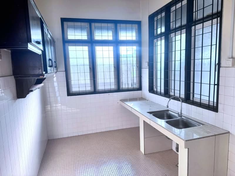 Rumah Teres 1 Tingkat untuk Dijual di Taman Daya (Johor Bahru) - Karl Lim - Kitchen - PropertyGuru.com.my