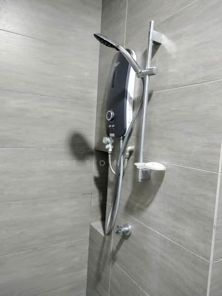 Servis Apartment untuk Disewa di The Amber Residence @ TwentyFive.7 - Iceson Lim - PropertyGuru.com.my