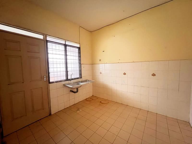 Rumah Teres 2 Tingkat untuk Disewa di Bidor (Perak) - Kevin Chai - Kitchen - PropertyGuru.com.my