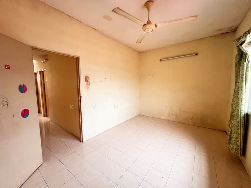 Rumah Teres 2 Tingkat untuk Disewa di Bidor (Perak) - Kevin Chai - Bedroom - PropertyGuru.com.my