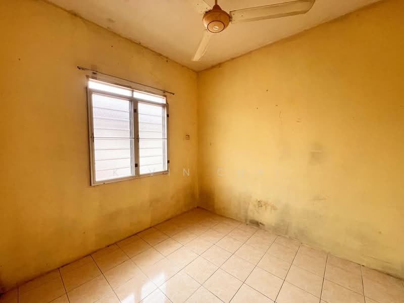 Rumah Teres 2 Tingkat untuk Disewa di Bidor (Perak) - Kevin Chai - Bedroom - PropertyGuru.com.my