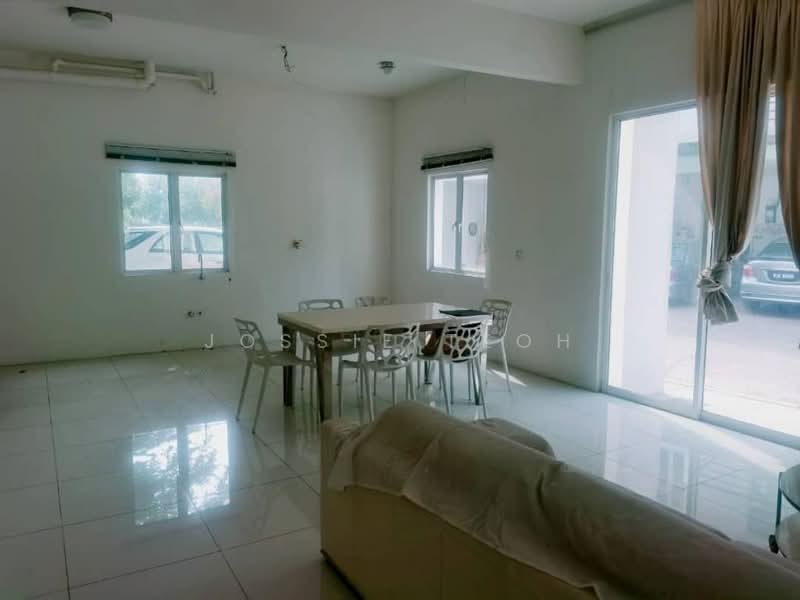 3-storey Terraced House for Rent in Butterworth (Penang) - Jossie Teoh - Dining Room - PropertyGuru.com.my