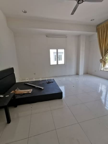 3-storey Terraced House for Rent in Butterworth (Penang) - Jossie Teoh - Living Room - PropertyGuru.com.my
