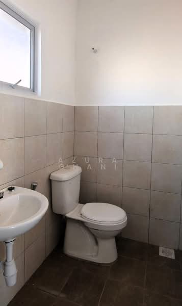 Rumah Teres 2 Tingkat untuk Dijual di Sungai Petani (Kedah) - Azura Ghani - Bathroom - PropertyGuru.com.my