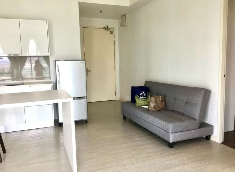 Service Residence for Rent at The Grand @ Kelana Damansara Suite - Lee Joanne - Living Room - PropertyGuru.com.my