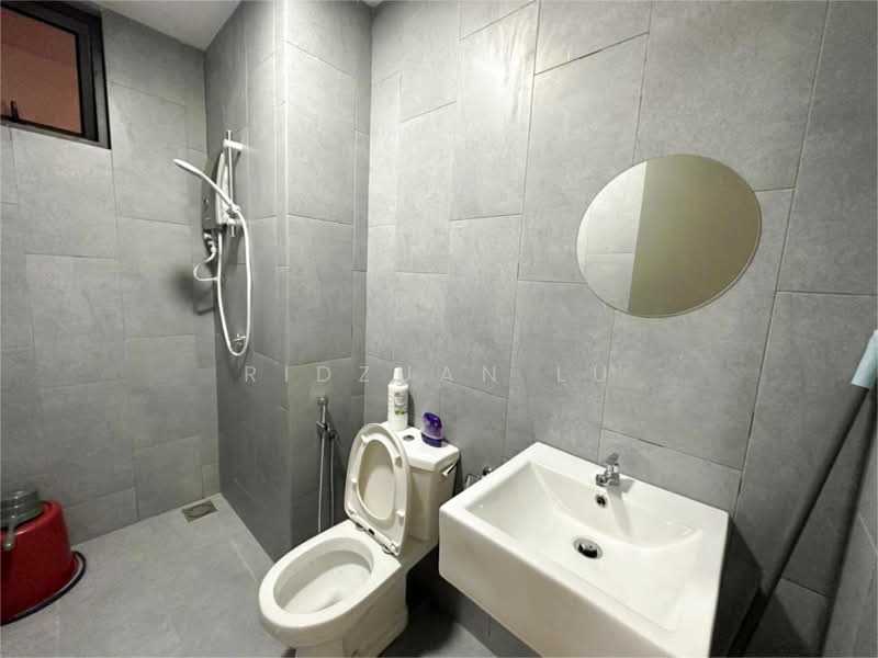 Service Residence for Sale at M Vertica - Ridzuan Lu - Bathroom - PropertyGuru.com.my