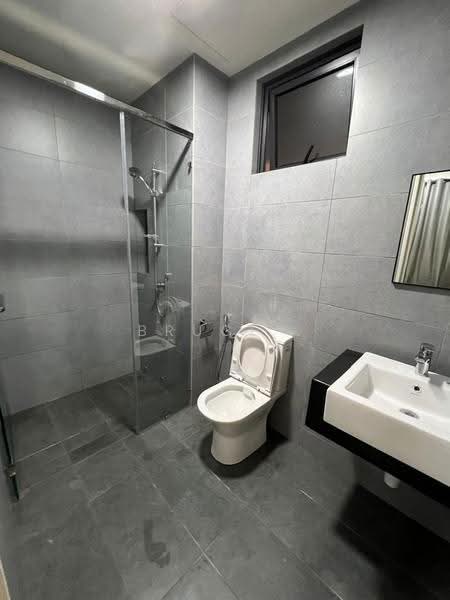 Kediaman Servis untuk Dijual di Sunway Avila Residences - Bruce . - Bathroom - PropertyGuru.com.my