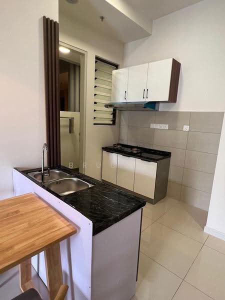 Kediaman Servis untuk Dijual di Sunway Avila Residences - Bruce . - Kitchen - PropertyGuru.com.my