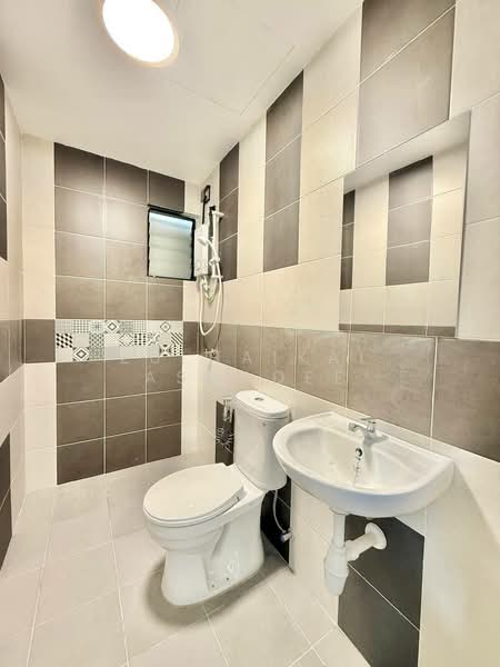 Service Residence for Rent at Residensi Emas - Zulhaikal Asmadee - Bathroom - PropertyGuru.com.my