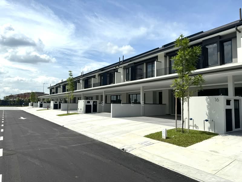Rumah Teres untuk Dijual di Kota Kemuning (Shah Alam) - Swen Tan - Exterior - PropertyGuru.com.my