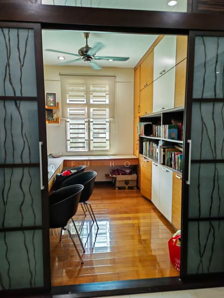 Semi-Detached House for Sale in Taman Selayang (Butterworth) - FU HOW - Study - PropertyGuru.com.my