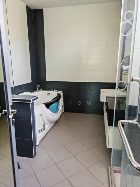 Semi-Detached House for Sale in Taman Selayang (Butterworth) - FU HOW - Bathroom - PropertyGuru.com.my