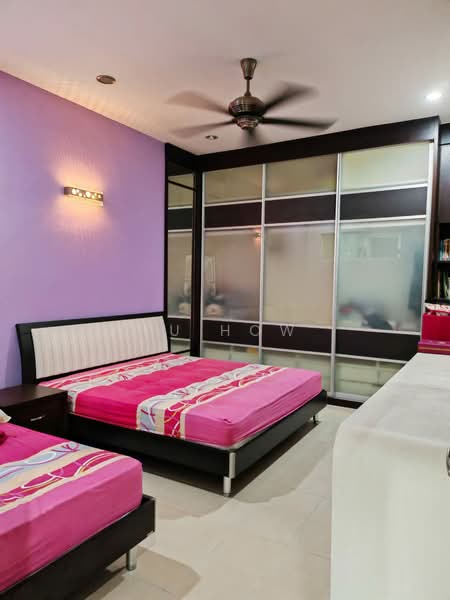 Semi-Detached House for Sale in Taman Selayang (Butterworth) - FU HOW - Bedroom - PropertyGuru.com.my