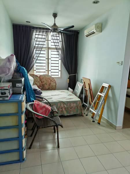 Semi-Detached House for Sale in Taman Selayang (Butterworth) - FU HOW - Bedroom - PropertyGuru.com.my