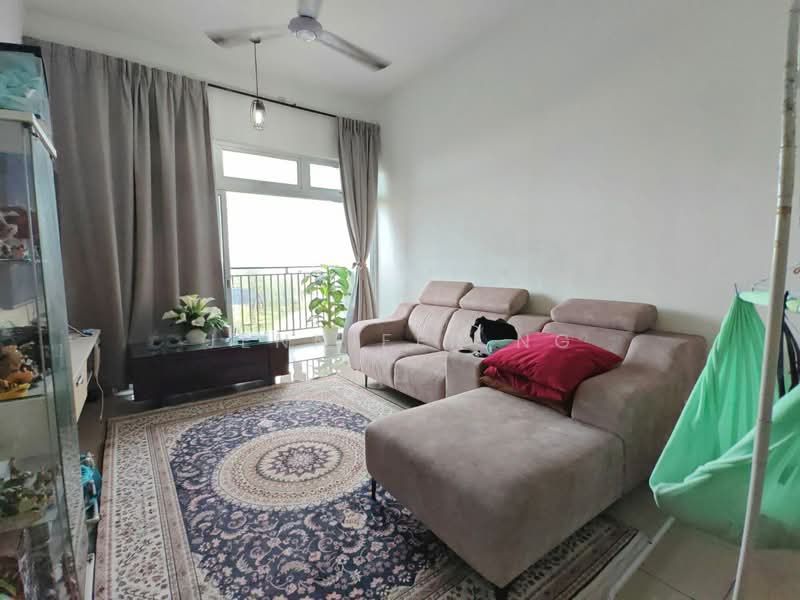Kediaman Servis untuk Dijual di Centra Residences - Jennifer Ng - Living Room - PropertyGuru.com.my