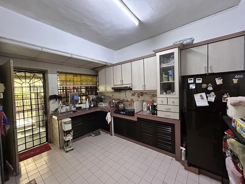 Rumah Teres 2 Tingkat untuk Dijual di Taman Sri Manja (Petaling Jaya) - Simon Khoo - Kitchen - PropertyGuru.com.my