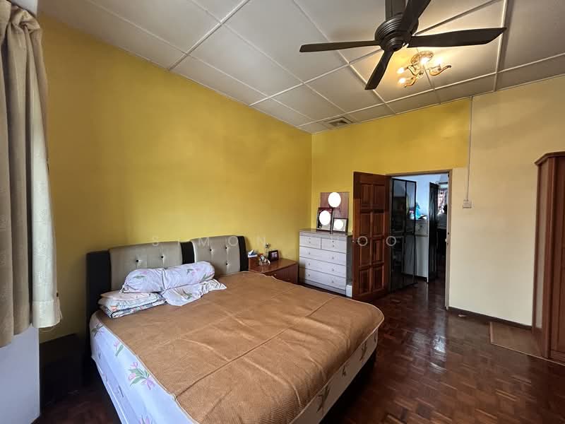 Rumah Teres 2 Tingkat untuk Dijual di Taman Sri Manja (Petaling Jaya) - Simon Khoo - Bedroom - PropertyGuru.com.my