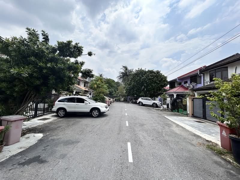 Rumah Teres 2 Tingkat untuk Dijual di Taman Sri Manja (Petaling Jaya) - Simon Khoo - Exterior - PropertyGuru.com.my
