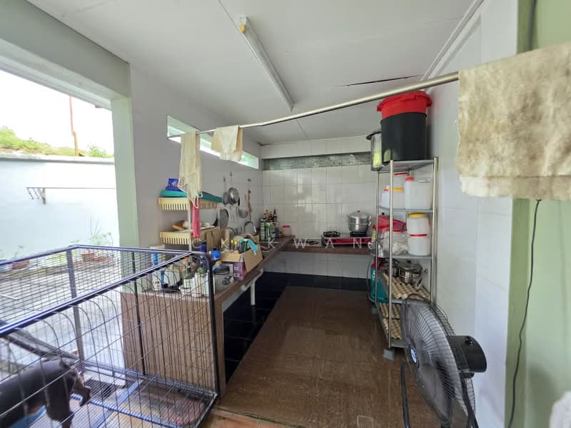 Semi-Detached House for Sale in Petaling Jaya (Selangor) - CK Kwan - Kitchen - PropertyGuru.com.my