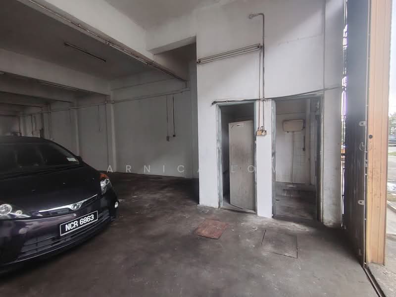 Kilang untuk Disewa di Taman Sri Serdang (Seri Kembangan) - Arnica Low - PropertyGuru.com.my