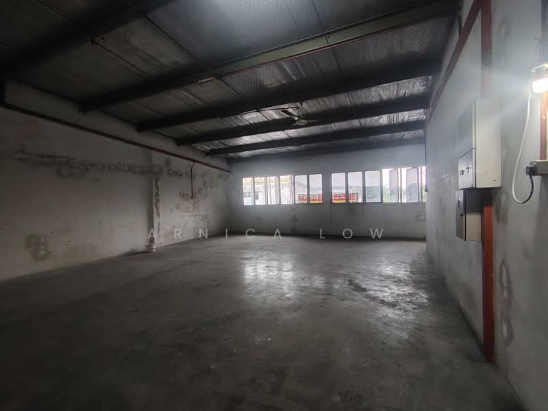 Kilang untuk Disewa di Taman Sri Serdang (Seri Kembangan) - Arnica Low - PropertyGuru.com.my