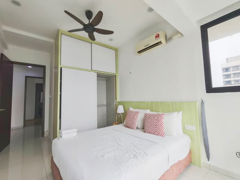 Condominium for Rent at Amberside @ Country Garden Danga Bay - Stella Chia - Bedroom - PropertyGuru.com.my