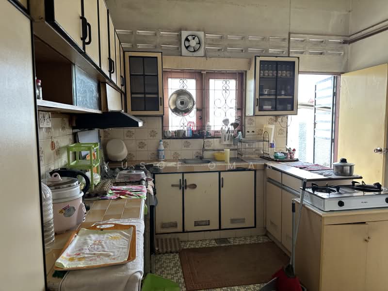 Bungalow House for Sale in Gedung Lalang (Ampangan) - Yusof Omar - PropertyGuru.com.my